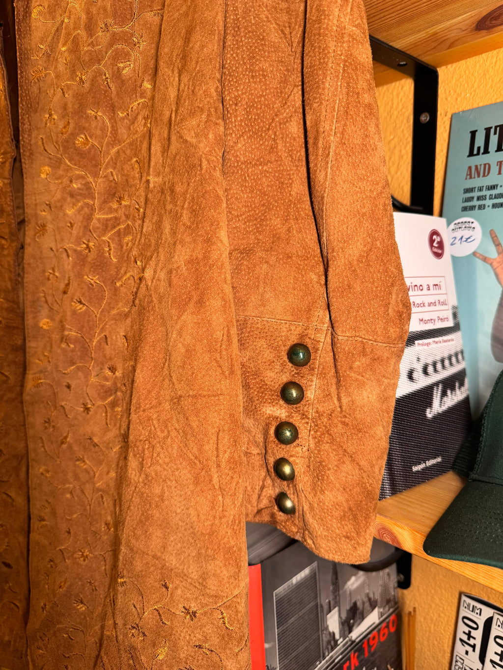 Abrigo Vintage de Ante Bordado