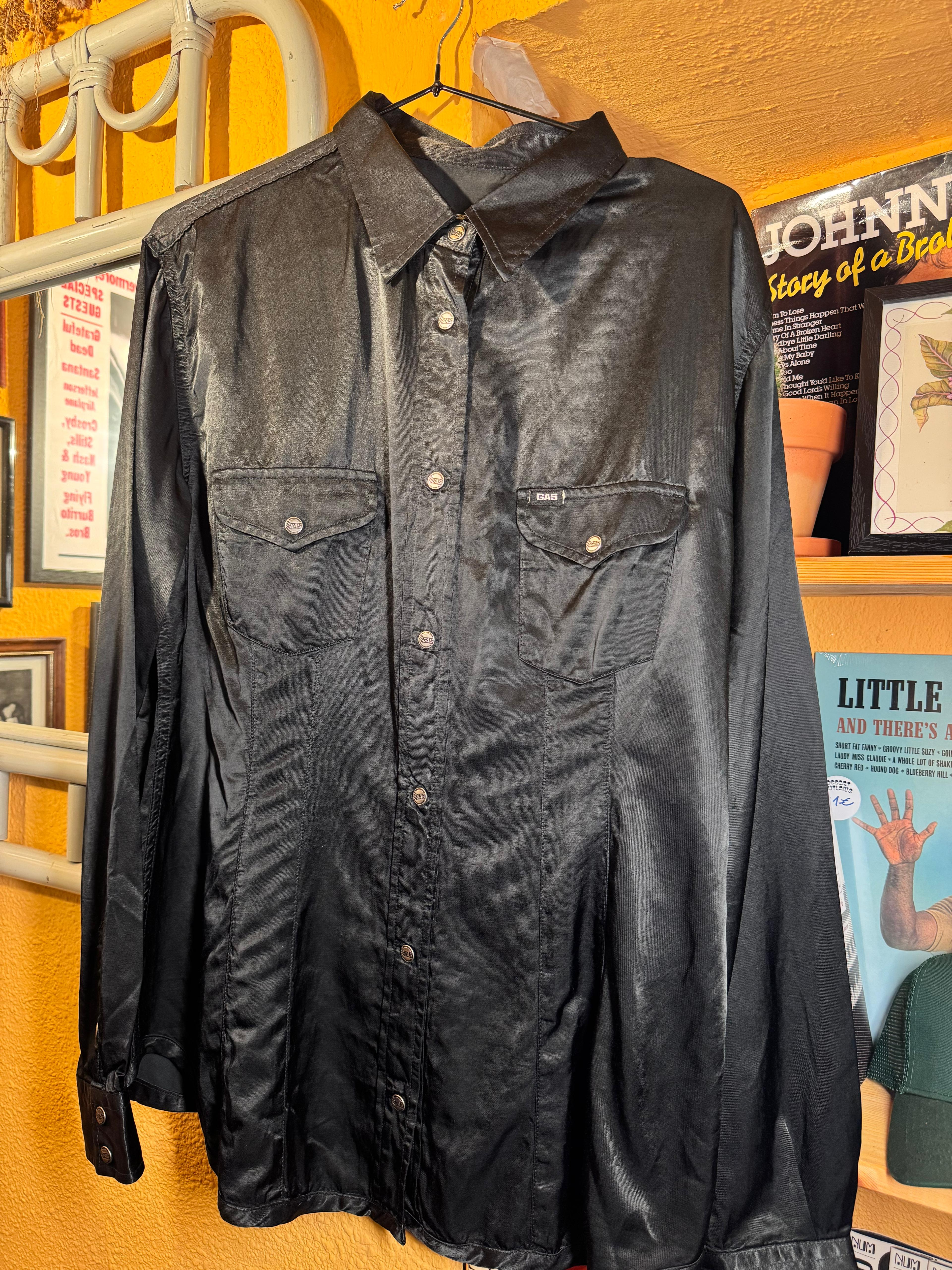 Camisa Negra Vintage