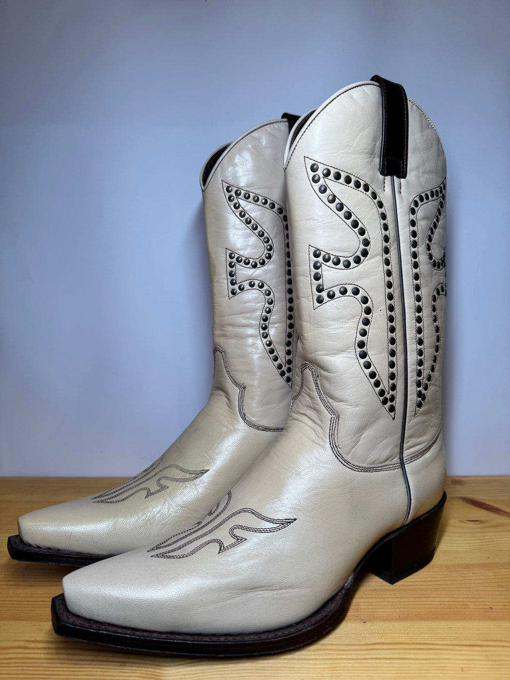 Botas Cowboy Frye Años 90 Blanco y Negro Piel Vintage Hechas en España