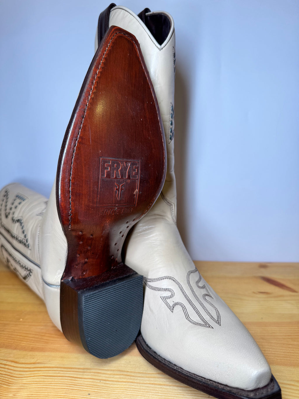 Botas Cowboy Frye Años 90 Blanco y Negro Piel Vintage Hechas en España