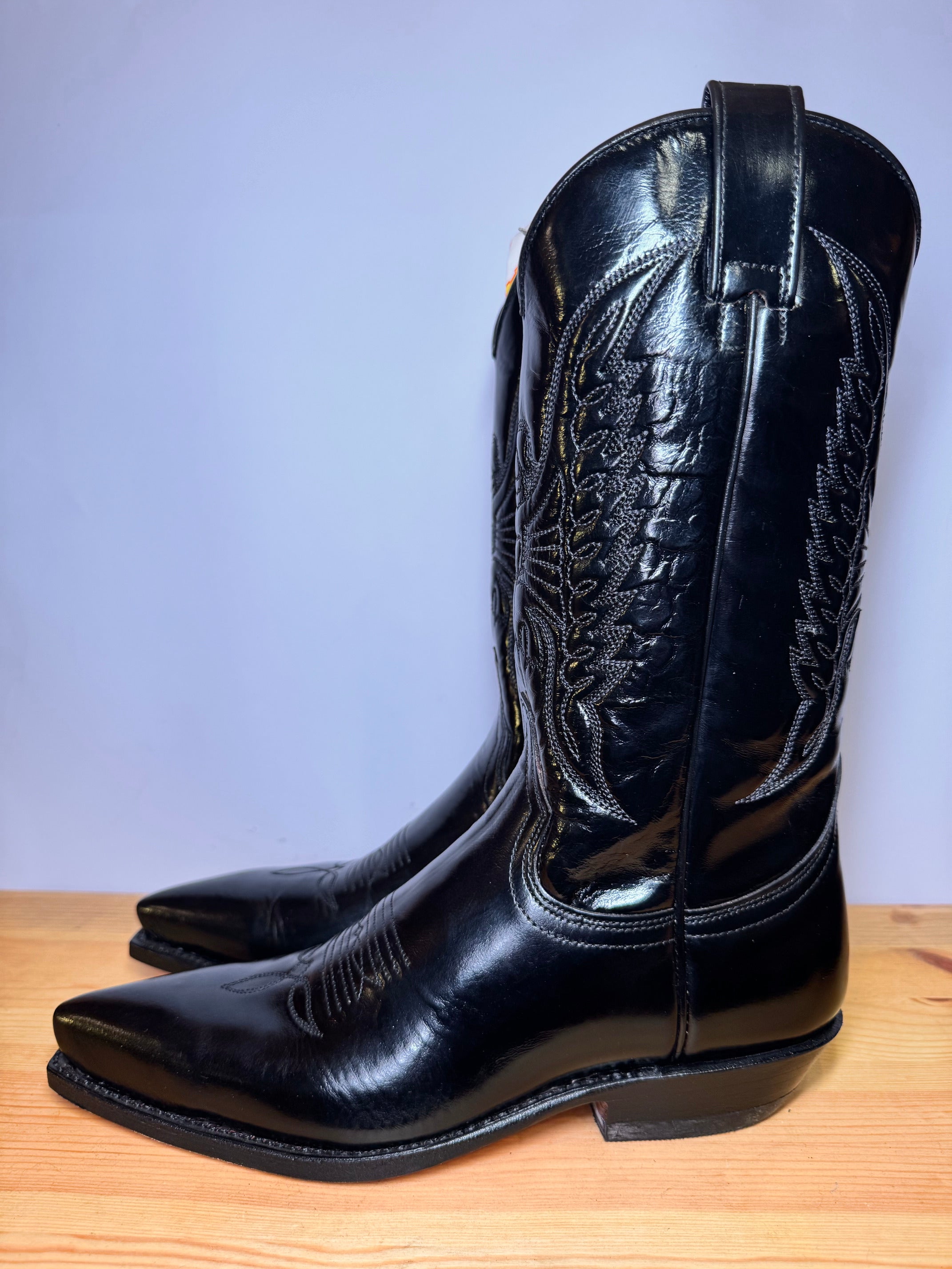Botas Sendra Cowboy Negras Charol – Piel Premium Talla 39