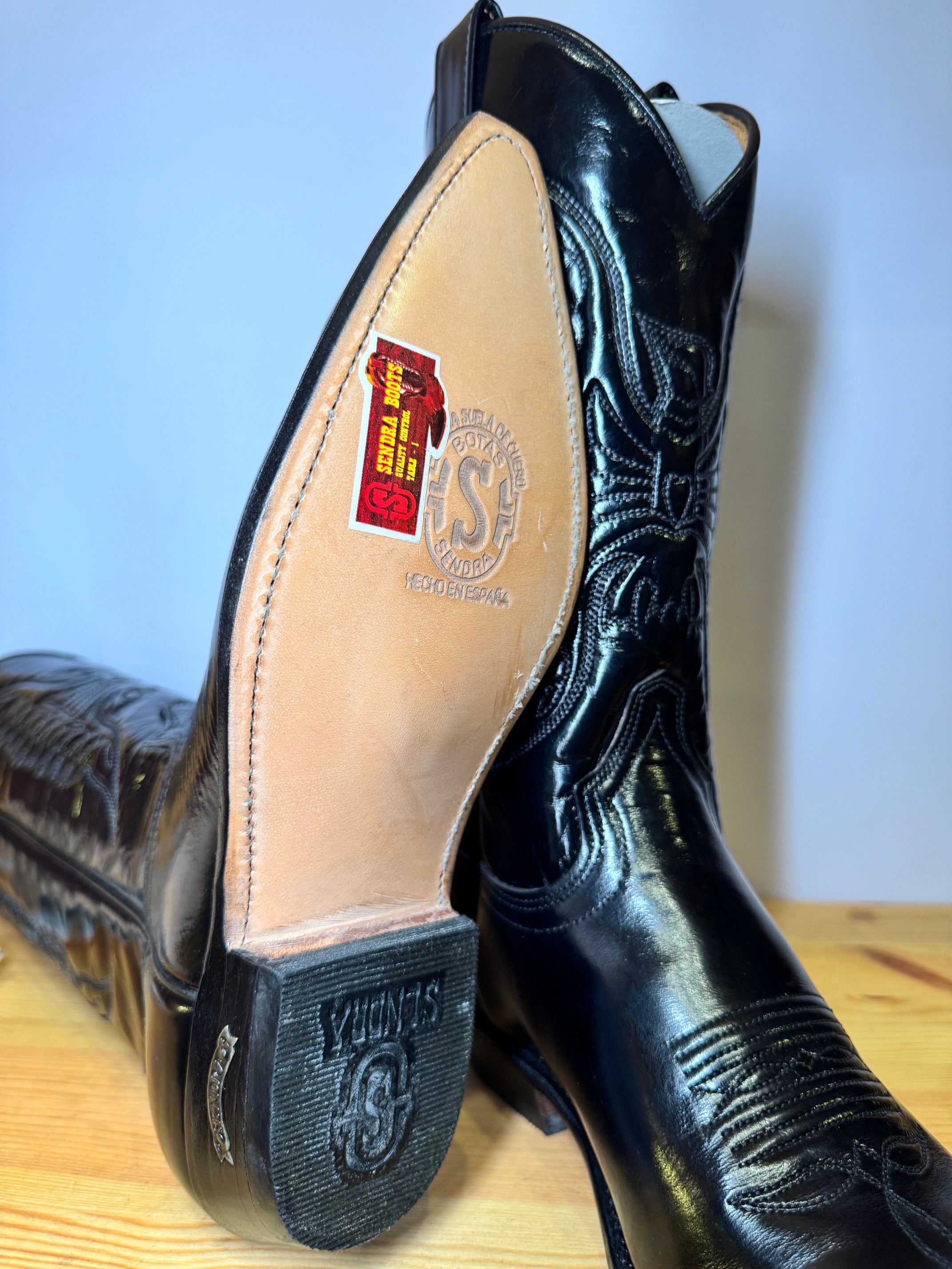 Botas Sendra Cowboy Negras Charol – Piel Premium Talla 39