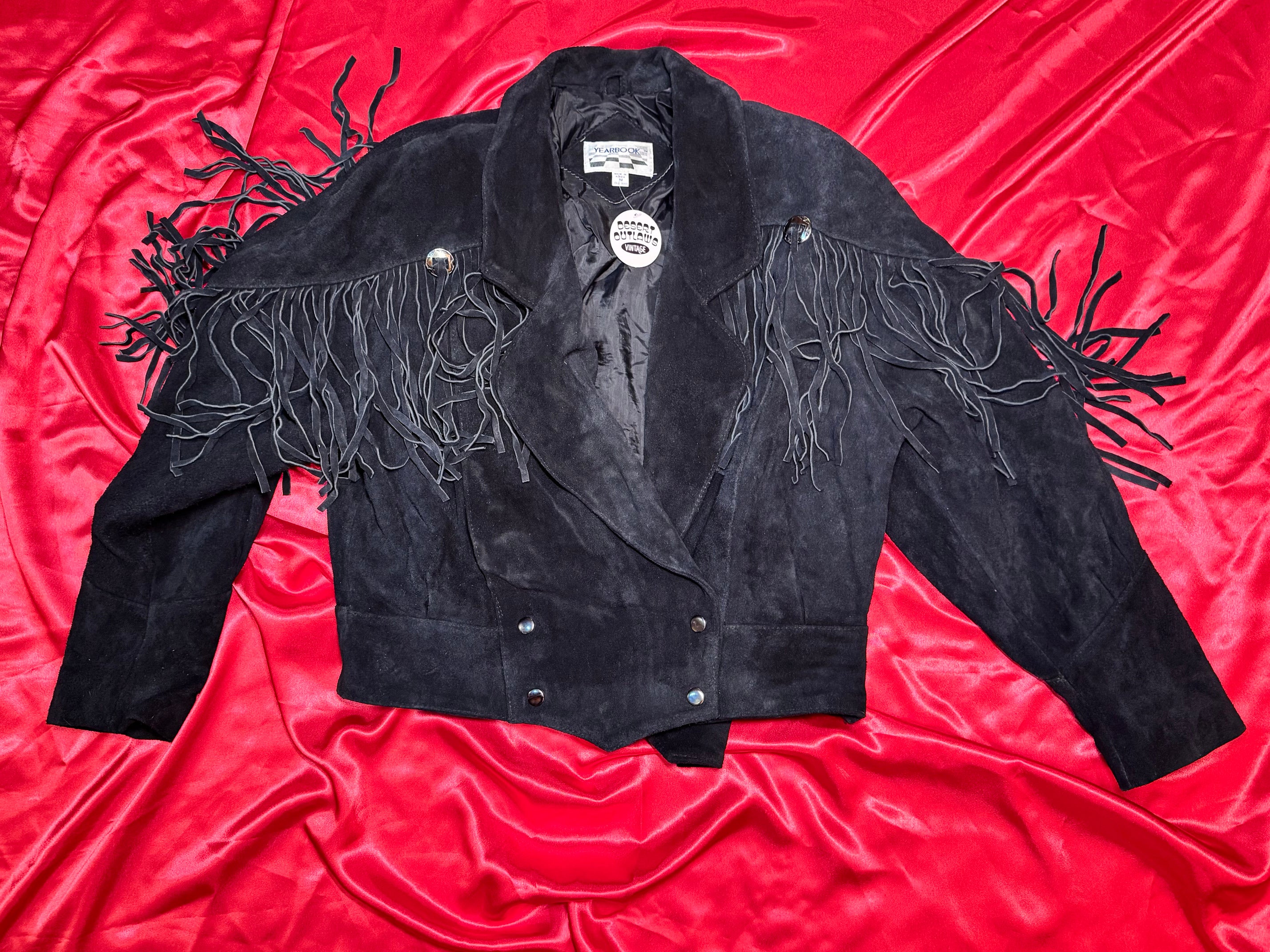 Chaqueta Vintage Yearbook – Flecos de Ante Negro Talla M