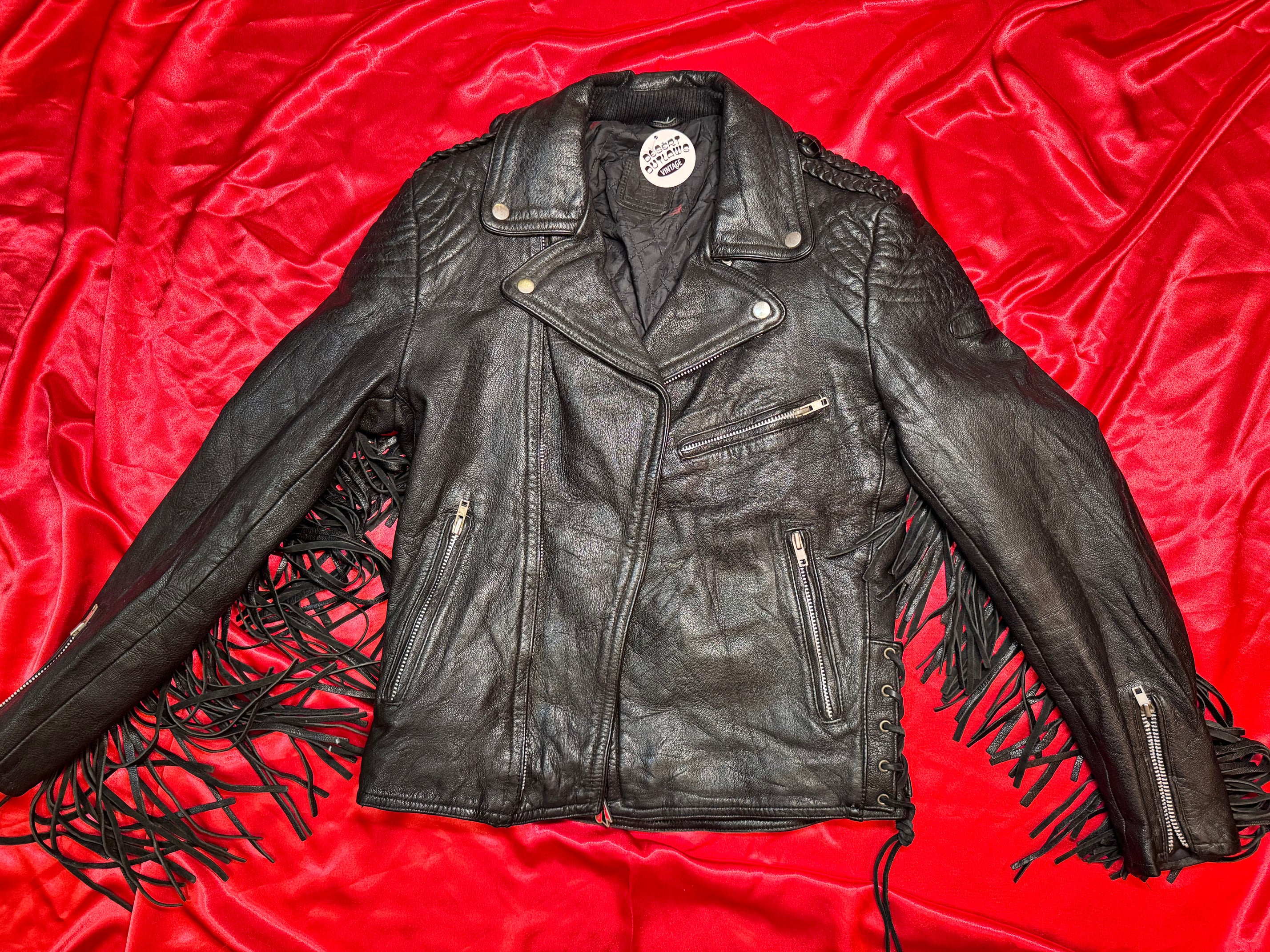 Cazadora Biker Vintage Hein Gericke – Flecos y Tachuelas Piel Negra Talla M