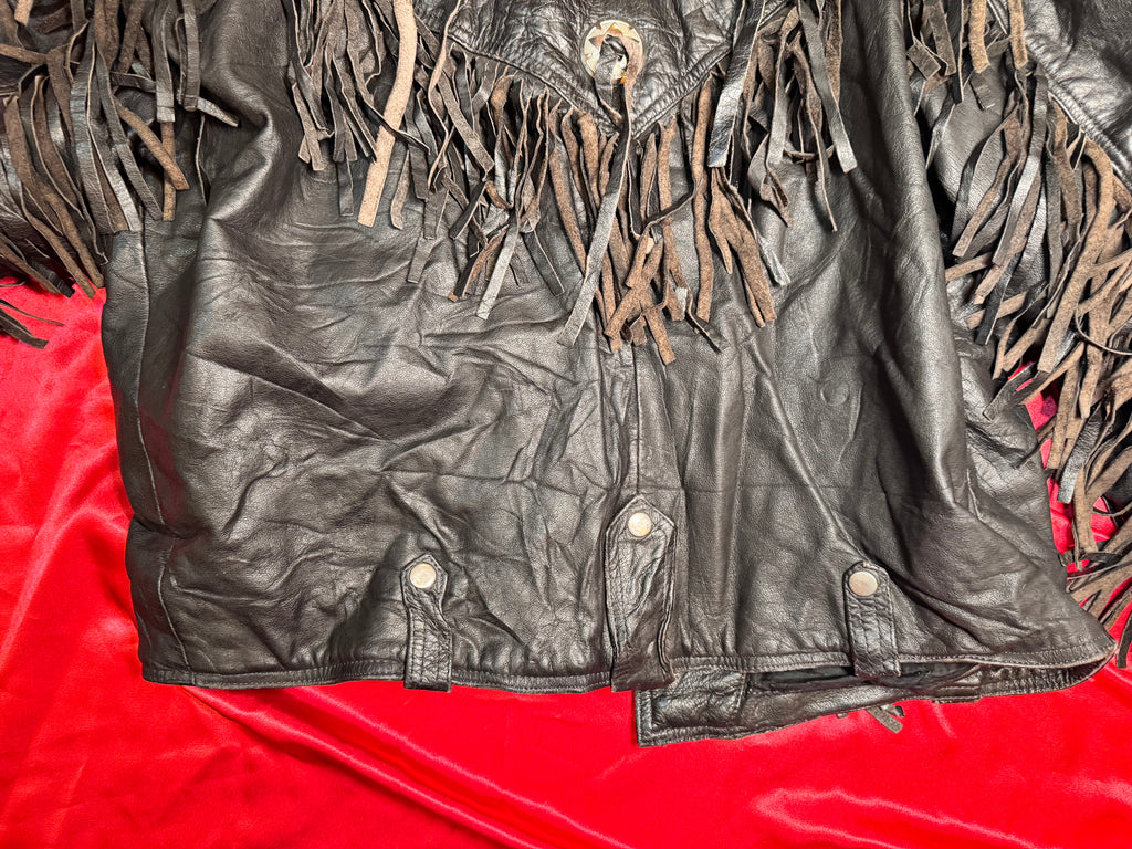 Chaqueta Biker Vintage Master’s Leather – Flecos y Conchos Piel Negra Talla M