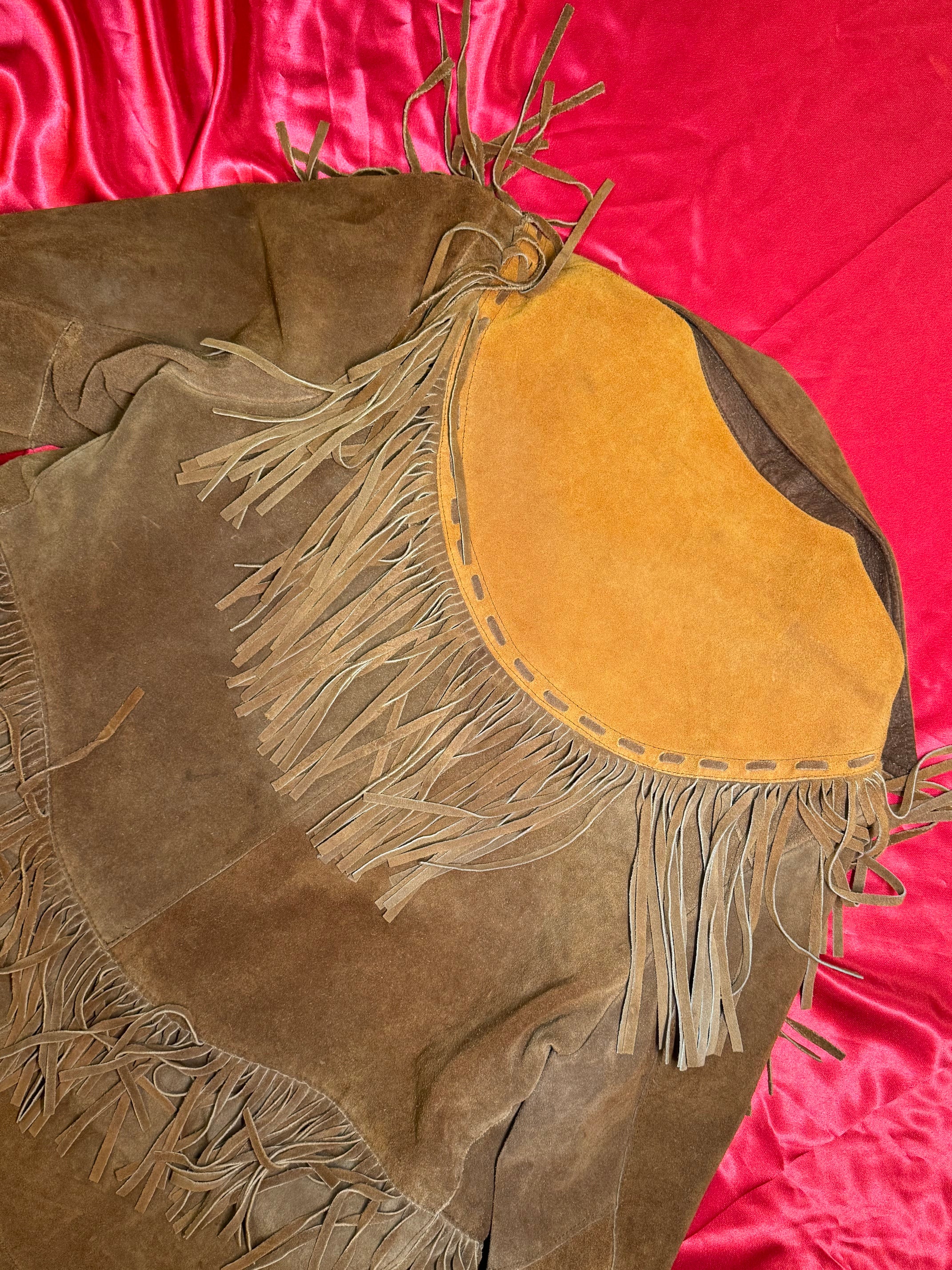 Chaqueta Western Pioneer Wear Albuquerque – Ante Marrón y Mostaza Flecos Gran Yugo USA Vintage Talla L