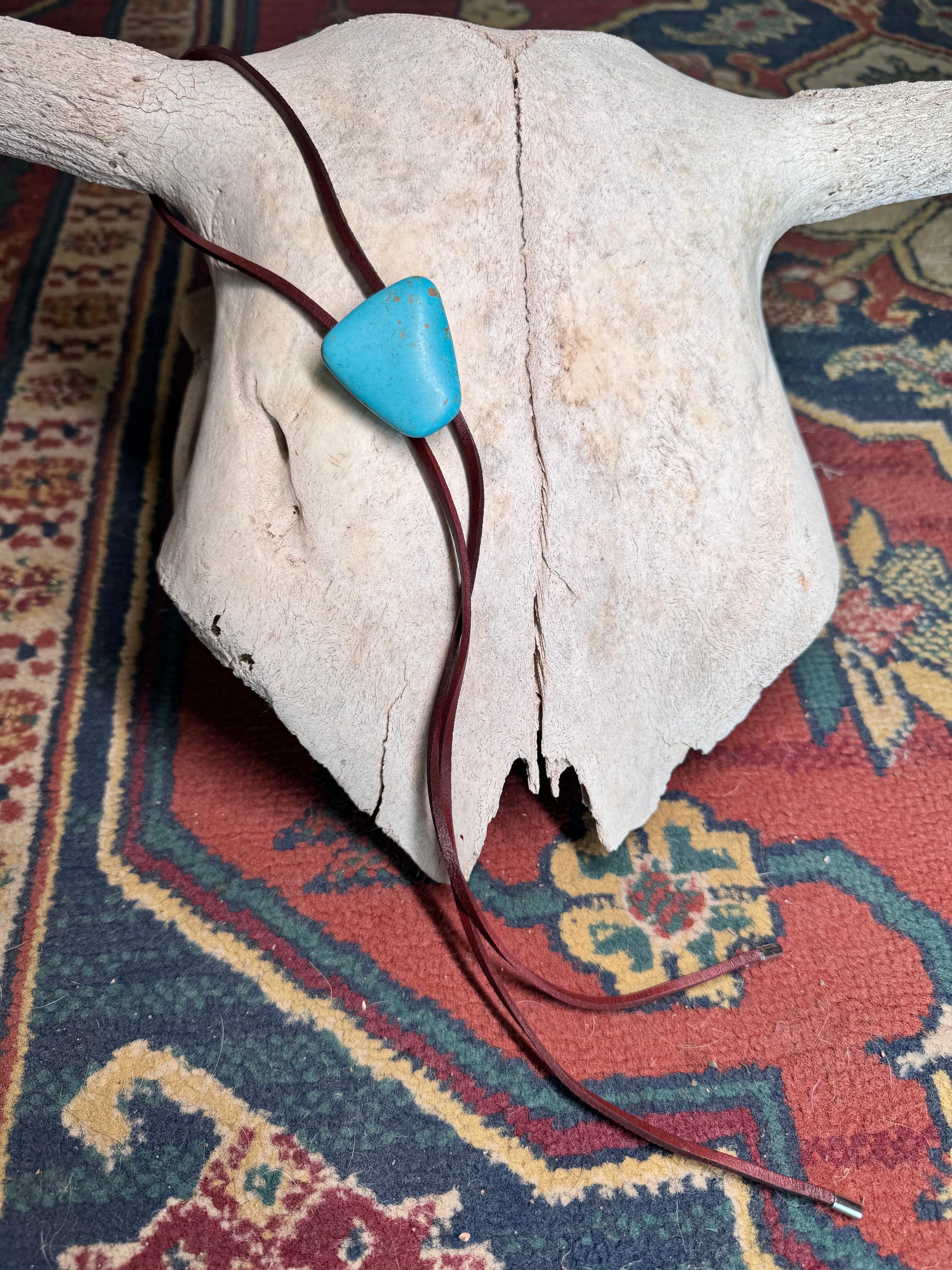 Bolo Cowboy de Cuero Marrón con Piedra Turquesa